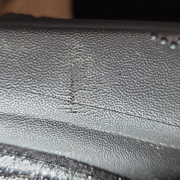 CROCS Furever Crush Glitter Black Fur Lined Clogs Size 6 - Picture 9 of 9